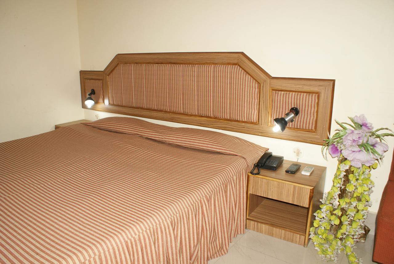 Hotel Lara India Varanasi Dış mekan fotoğraf